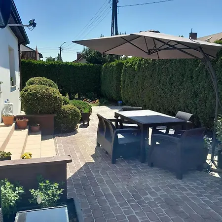 Dom wakacyjny In Mit Grill Und Garten