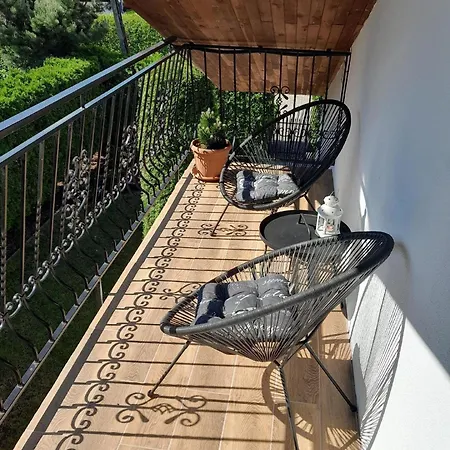 Dom wakacyjny In Mit Grill Und Garten